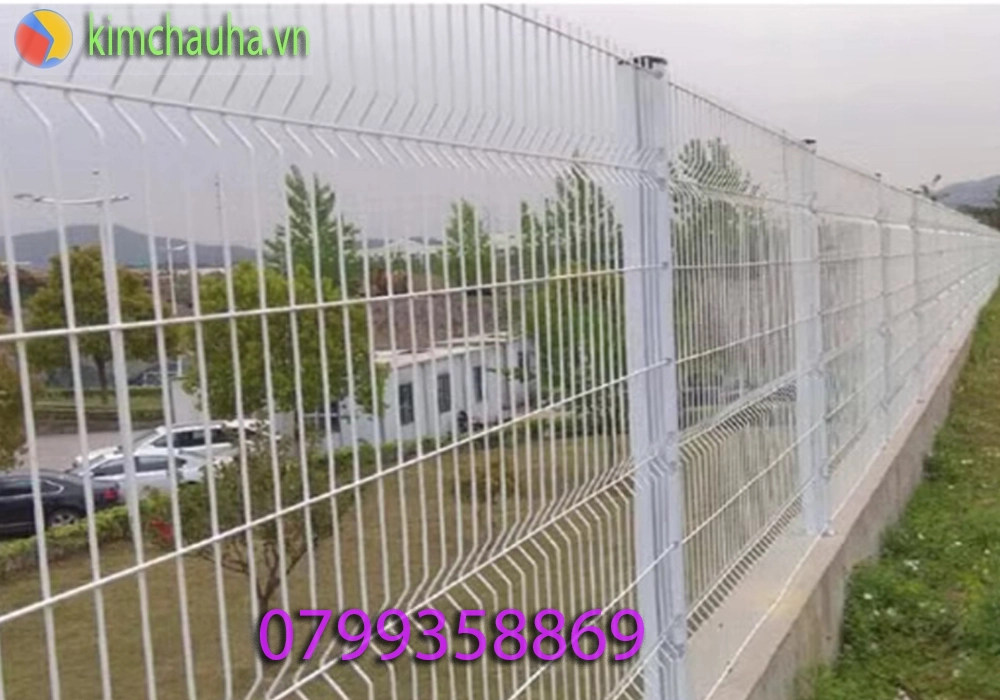 Hàng rào lưới thép mạ kẽm tại Quảng Phú – Giải pháp bảo vệ bền vững